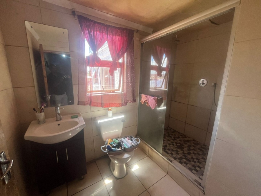 2 Bedroom Property for Sale in Kwadwesi Eastern Cape